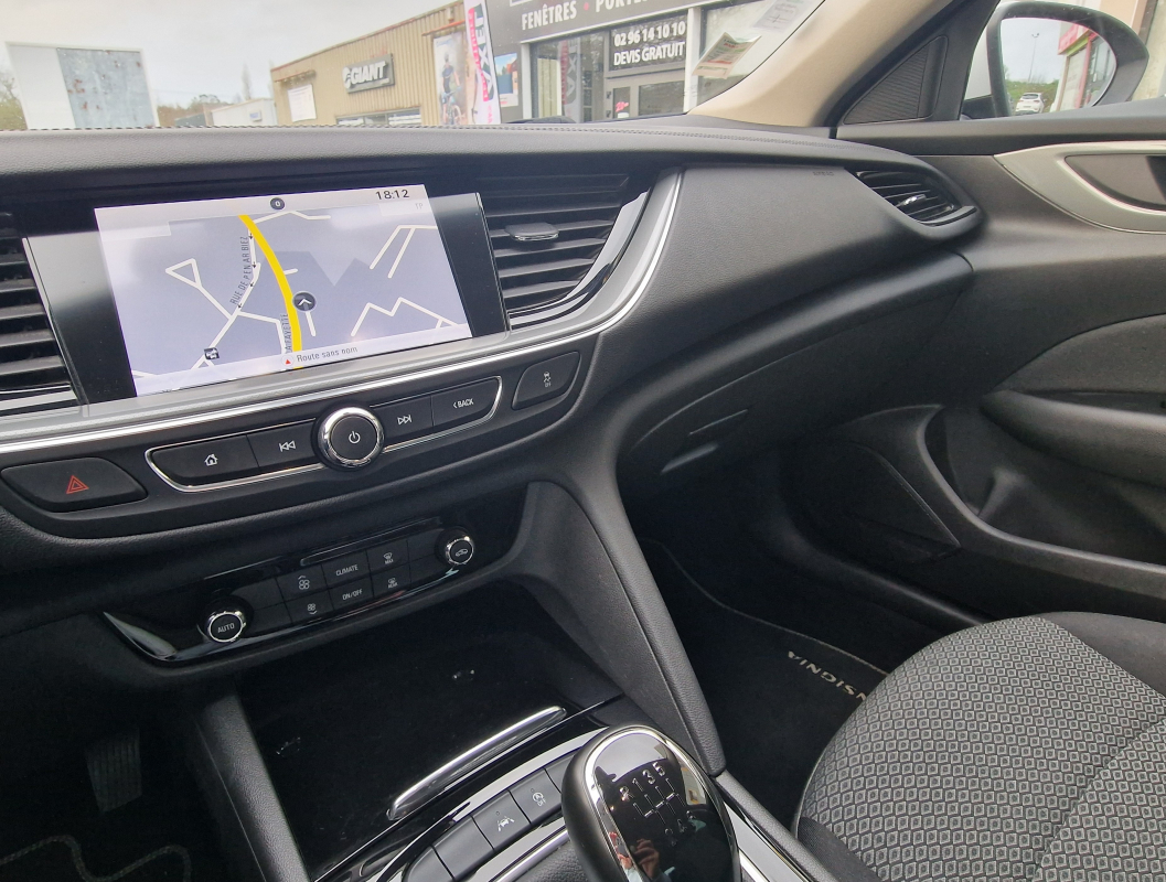 Opel Insignia Grand Sport — 17