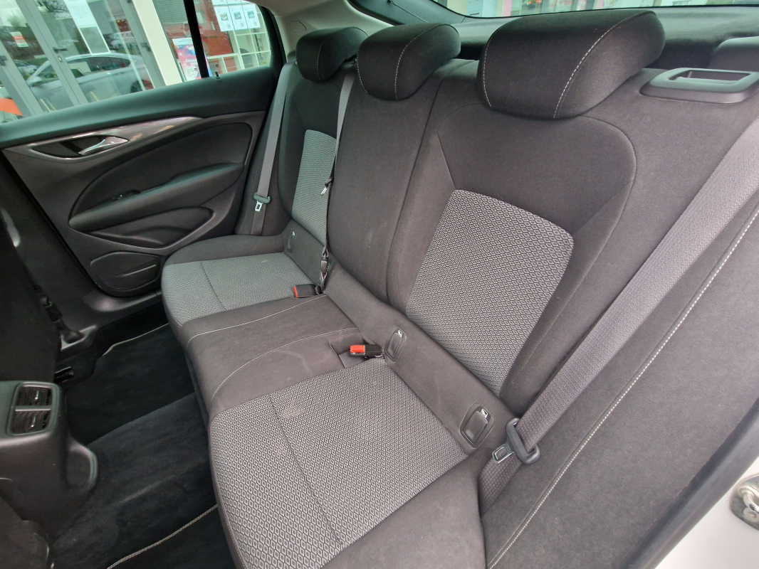 Opel Insignia Grand Sport — 19
