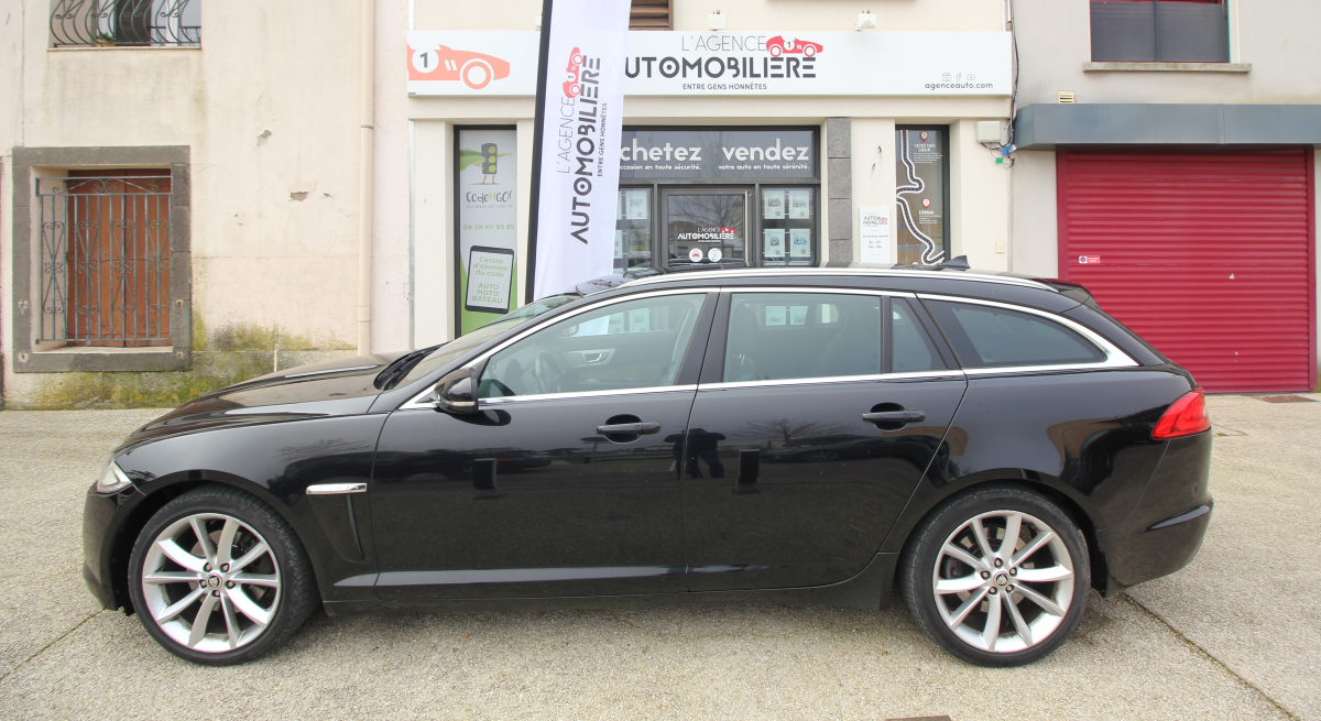 Jaguar XF — 2