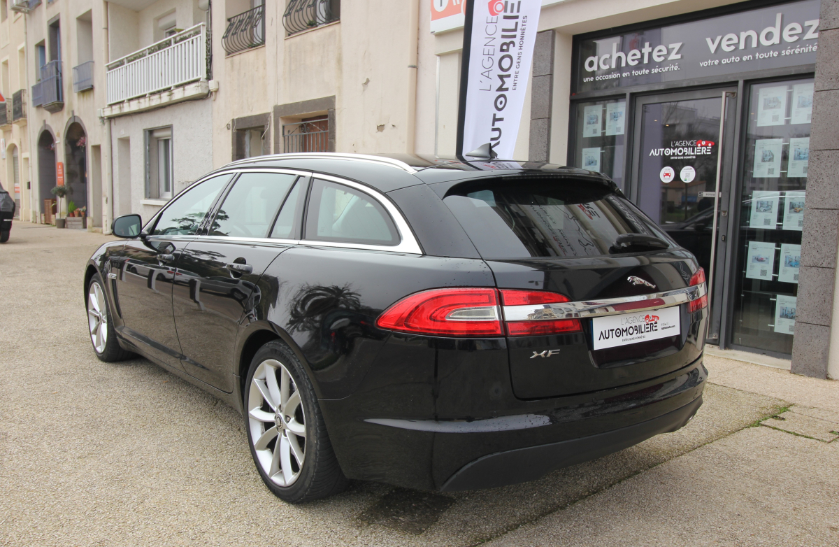 Jaguar XF — 3