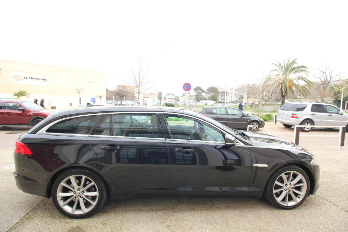 Jaguar XF — 6