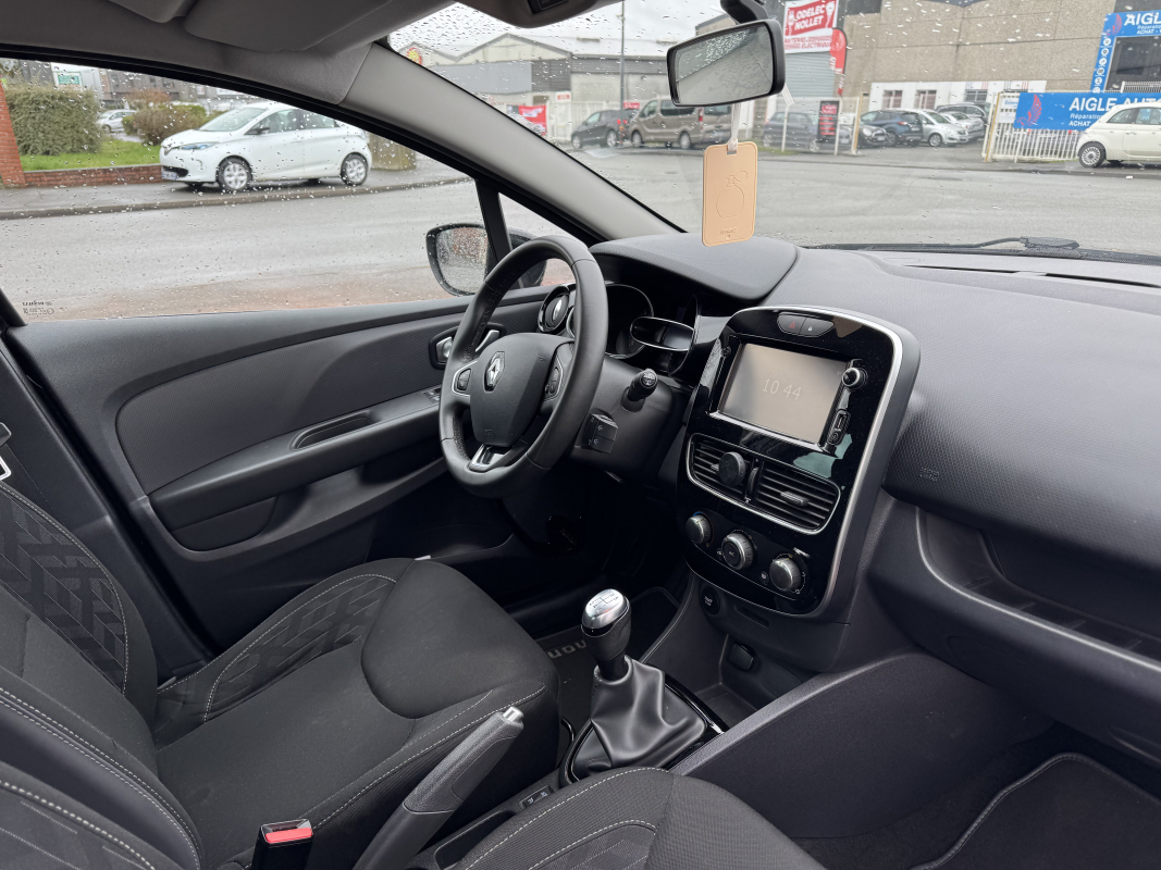 Renault Clio — 14