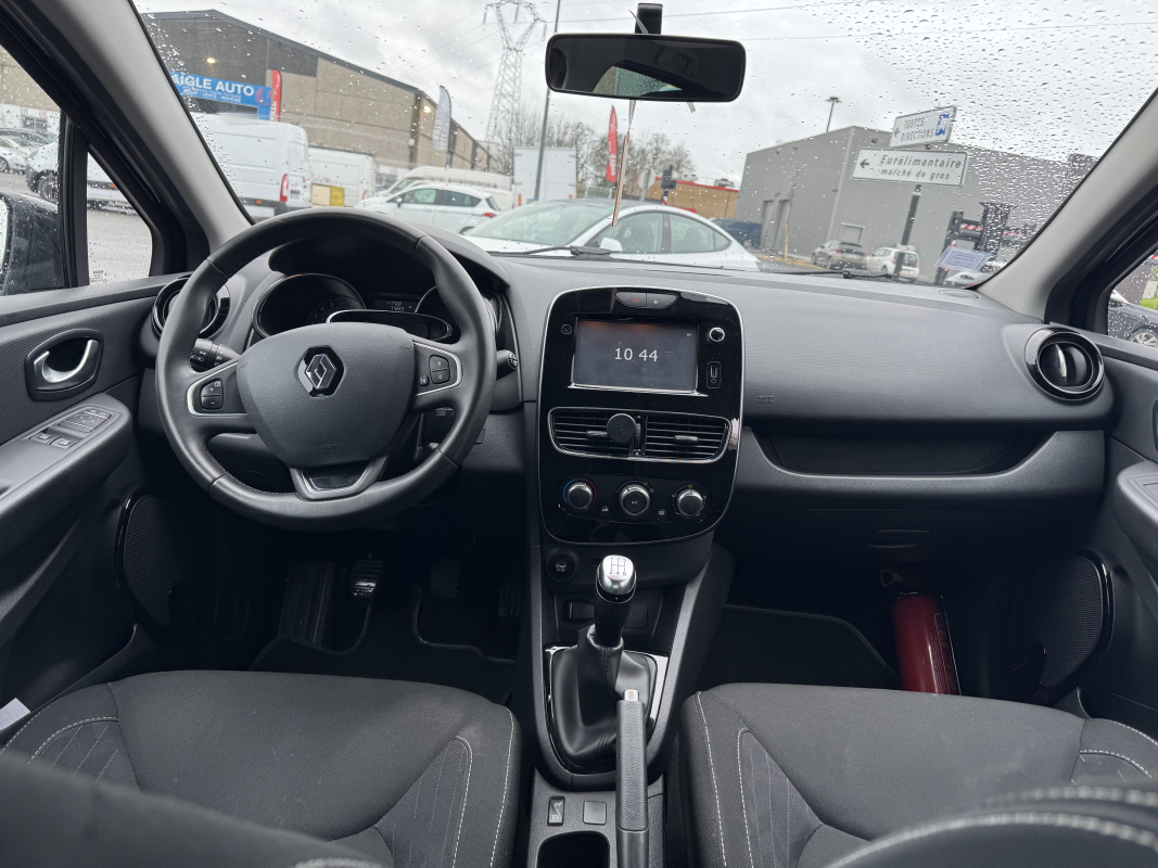 Renault Clio — 10
