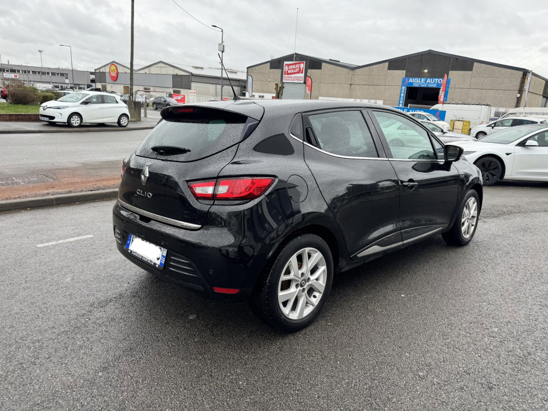 Renault Clio — 9