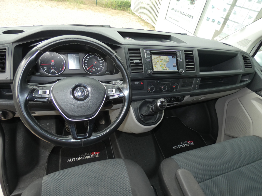 Volkswagen Transporter — 13