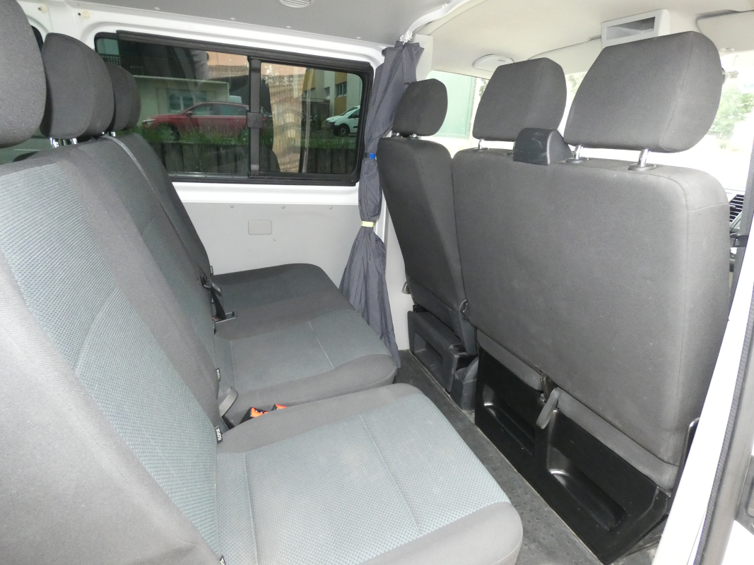 Volkswagen Transporter — 16