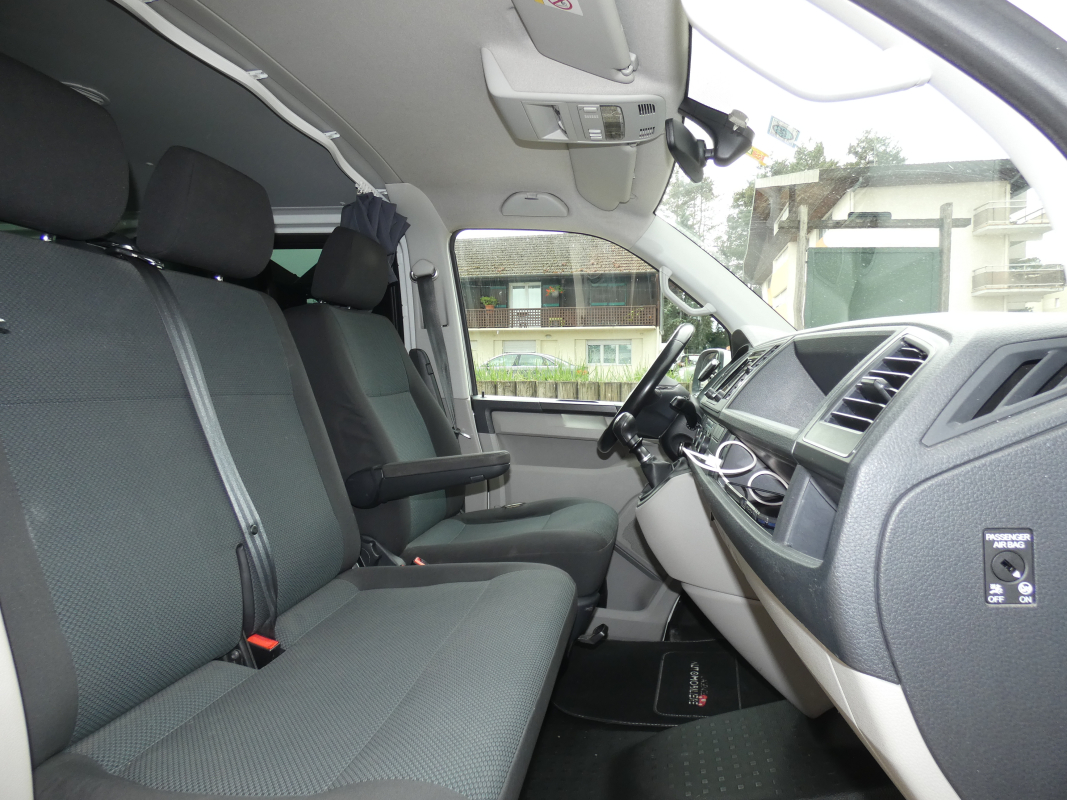 Volkswagen Transporter — 19