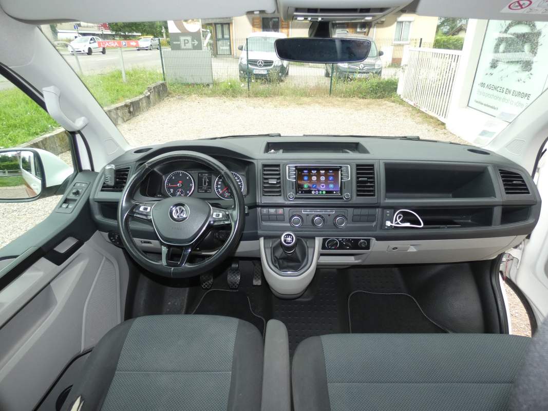 Volkswagen Transporter — 15