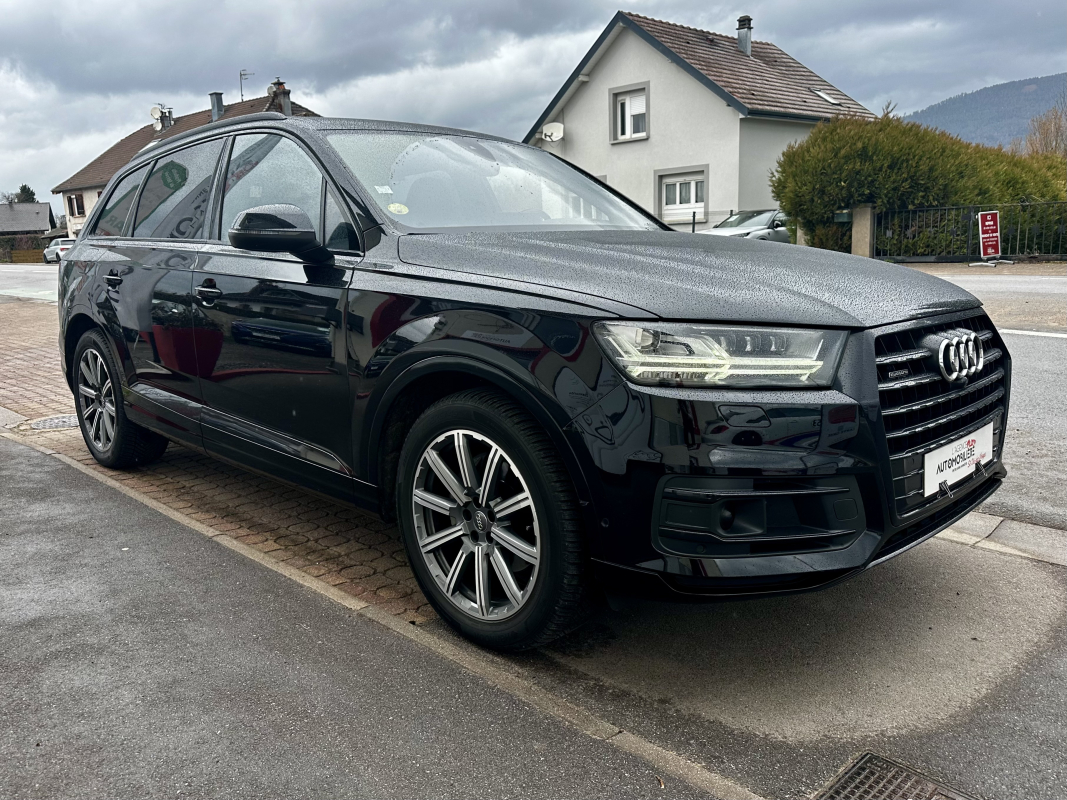 Audi Q7 — 3