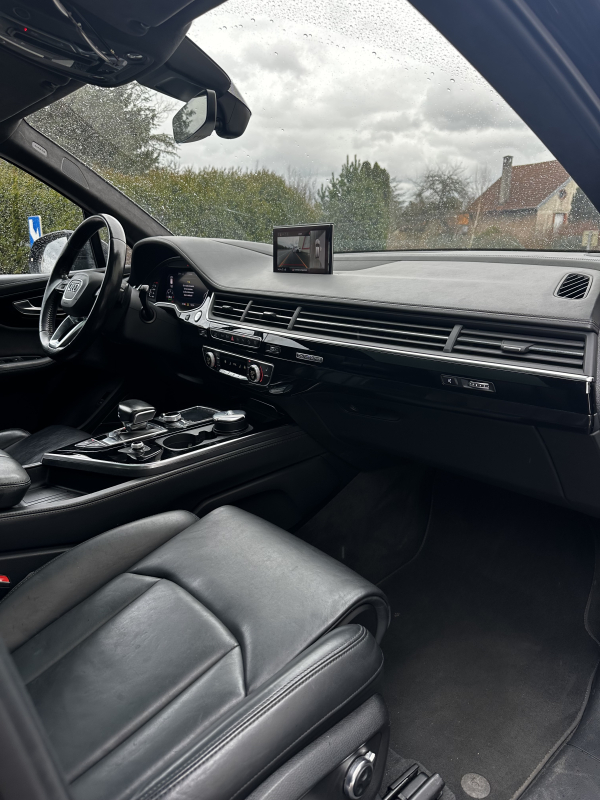 Audi Q7 — 15