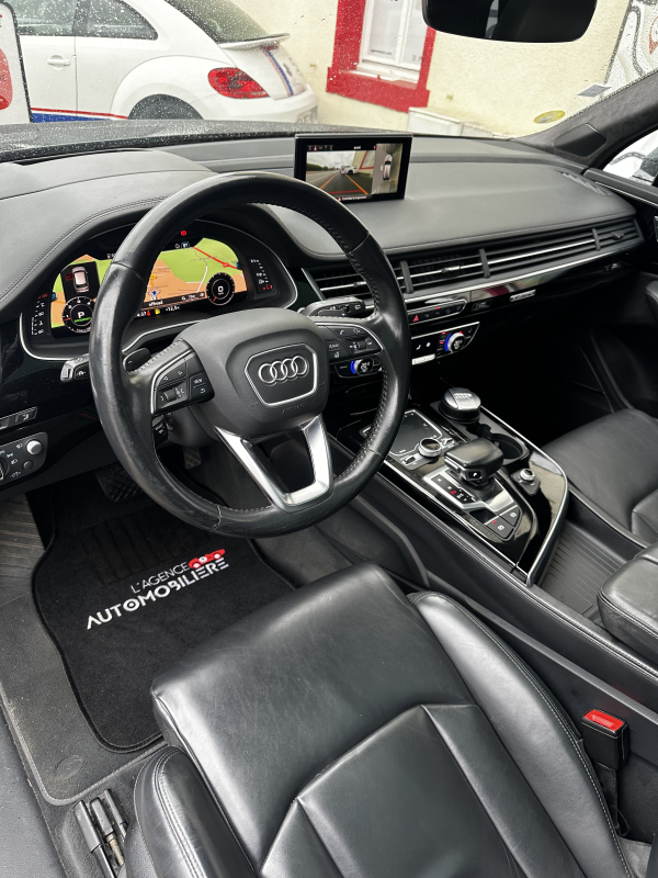 Audi Q7 — 10
