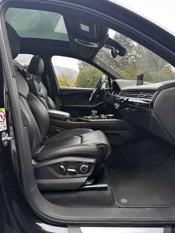 Audi Q7 — 16