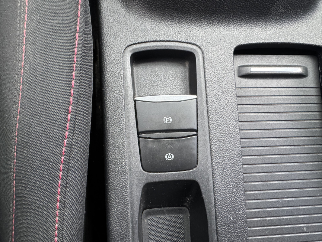 Ford Focus — 27
