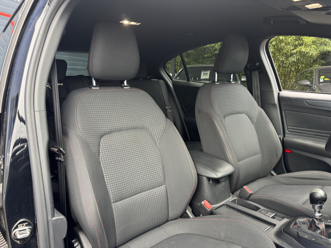 Ford Focus — 22