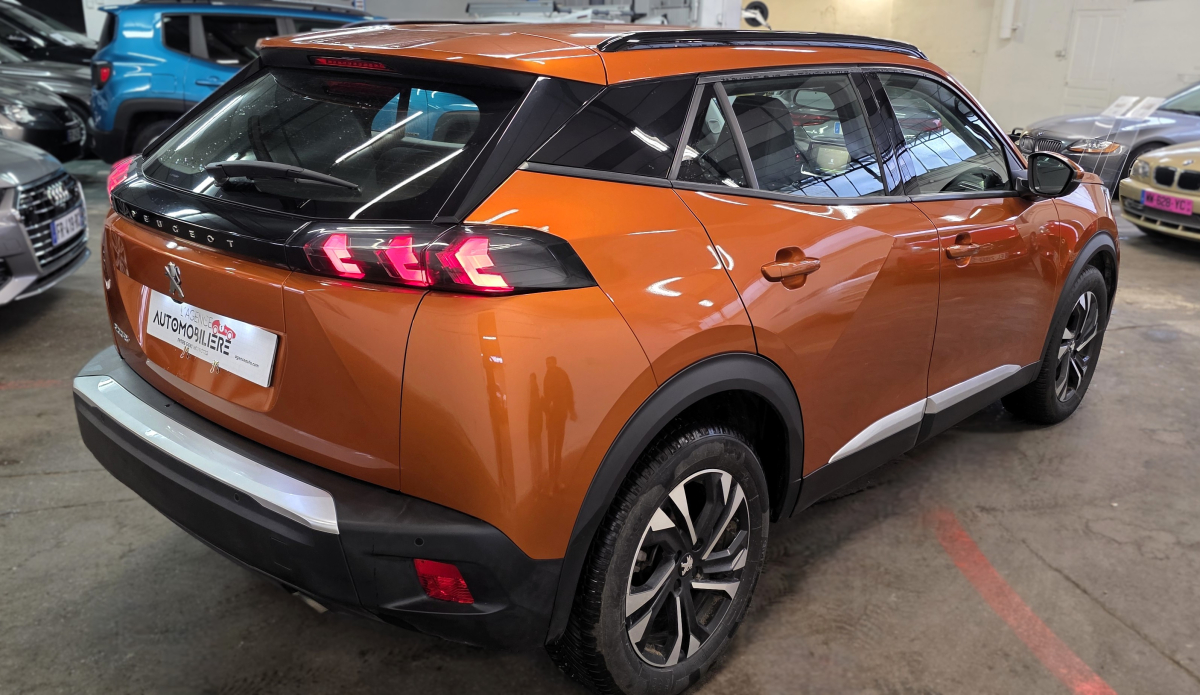 Peugeot 2008 — 3