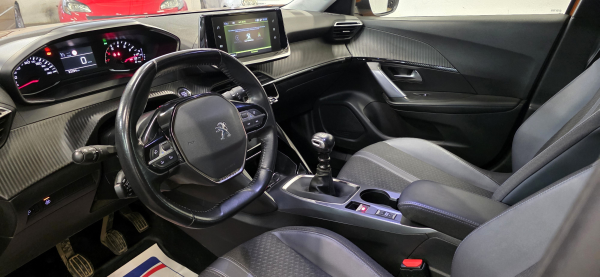 Peugeot 2008 — 9