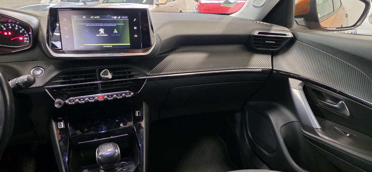 Peugeot 2008 — 23