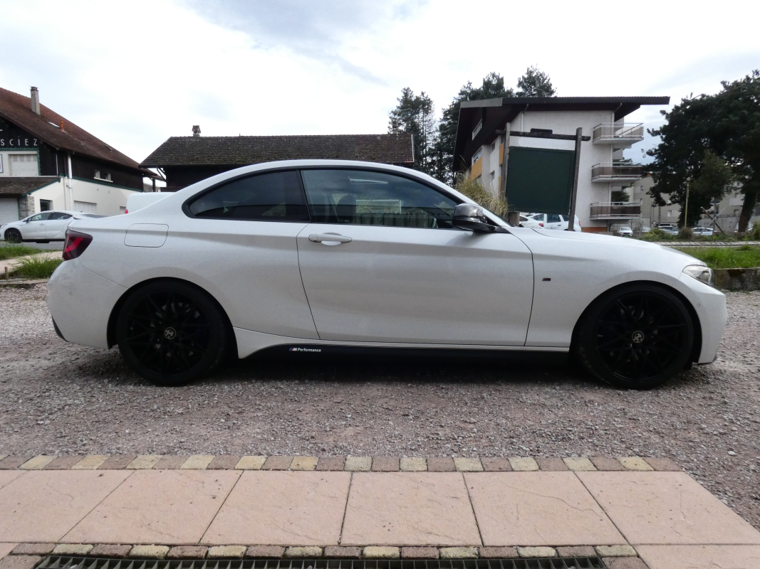 Bmw Série 2 — 4