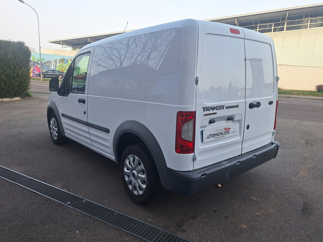 Ford Transit — 5