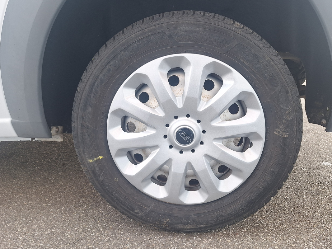 Ford Transit — 25