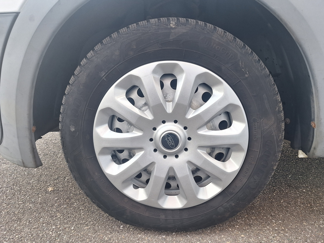 Ford Transit — 26