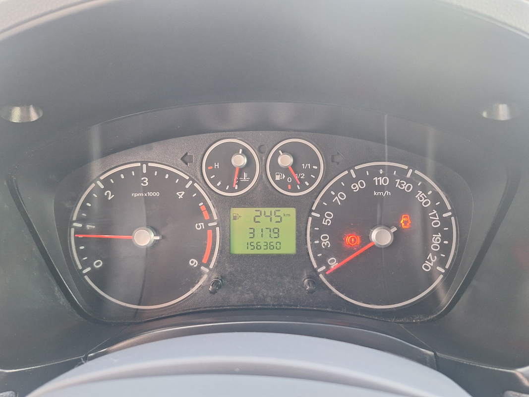 Ford Transit — 19