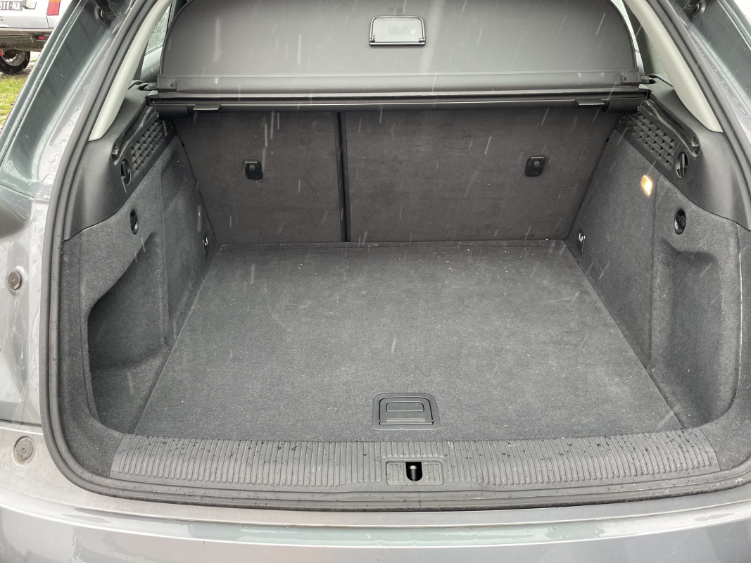 Audi Q3 — 12