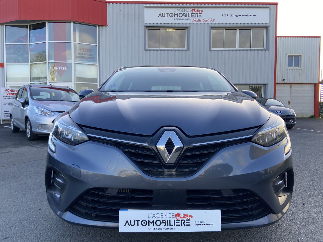 Renault Clio — 2