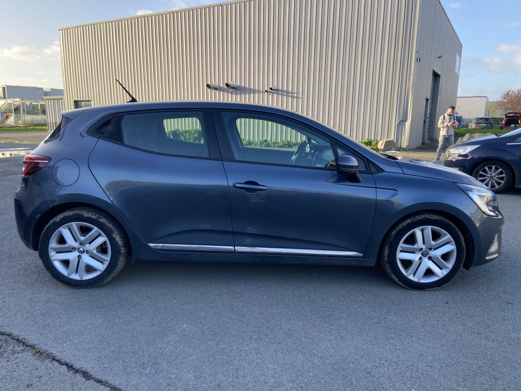 Renault Clio — 5