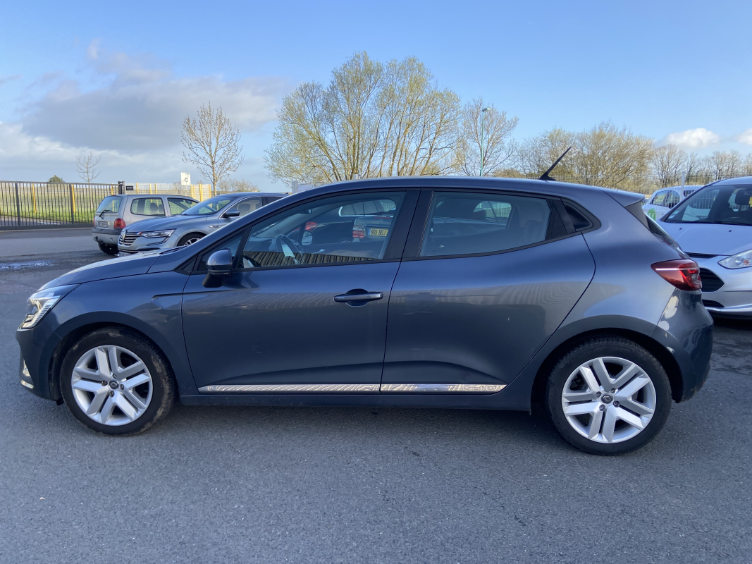 Renault Clio — 9