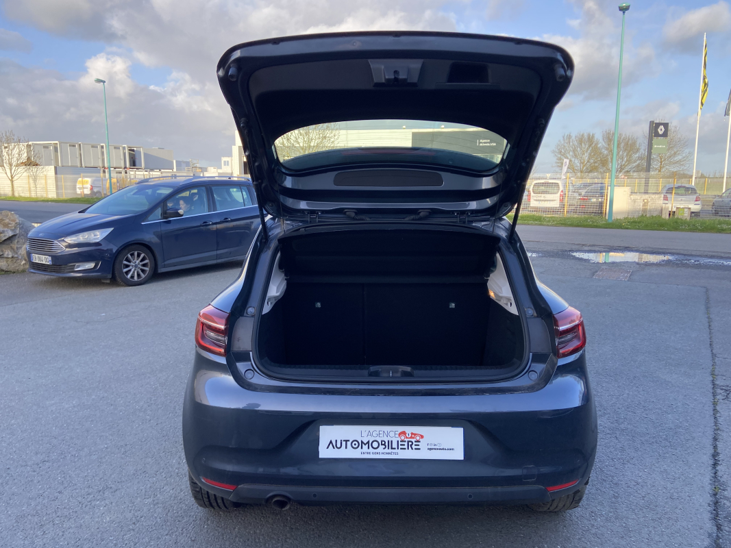 Renault Clio — 26