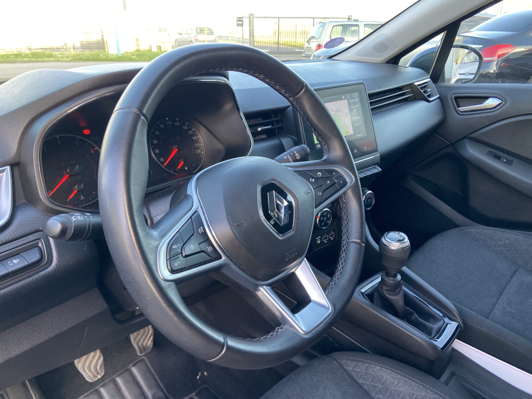 Renault Clio — 19