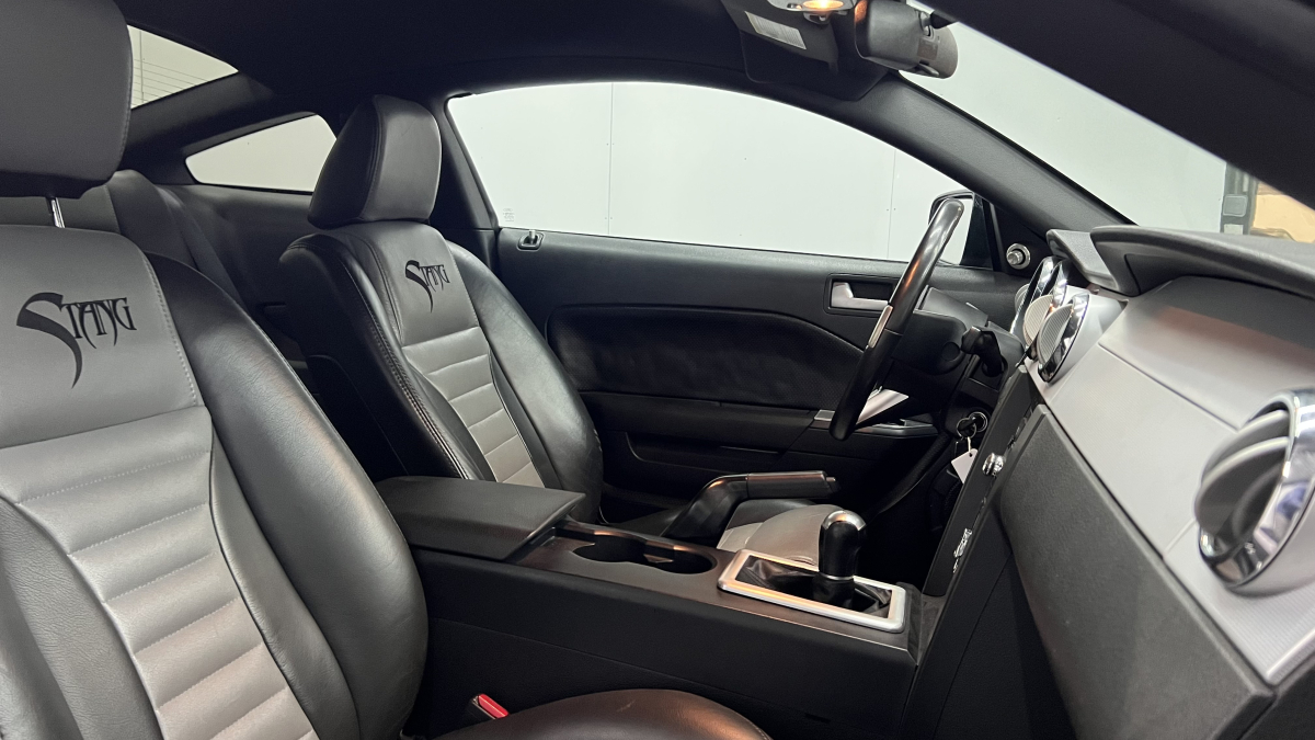 Ford Mustang — 9
