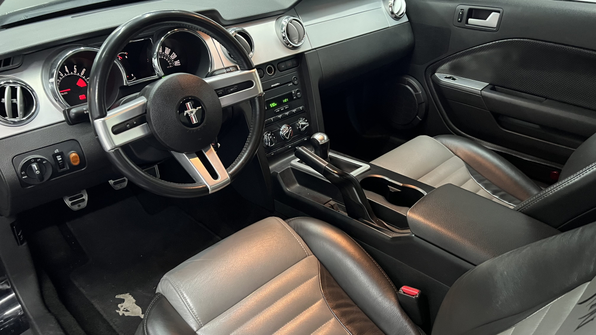 Ford Mustang — 10
