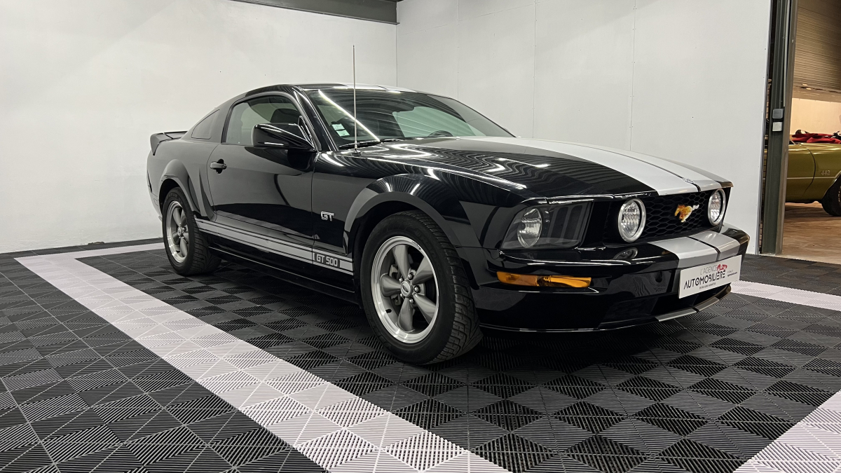 Ford Mustang — 3