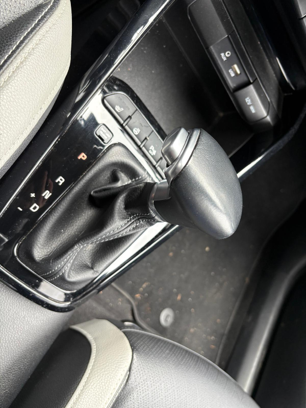 Kia Stonic — 18