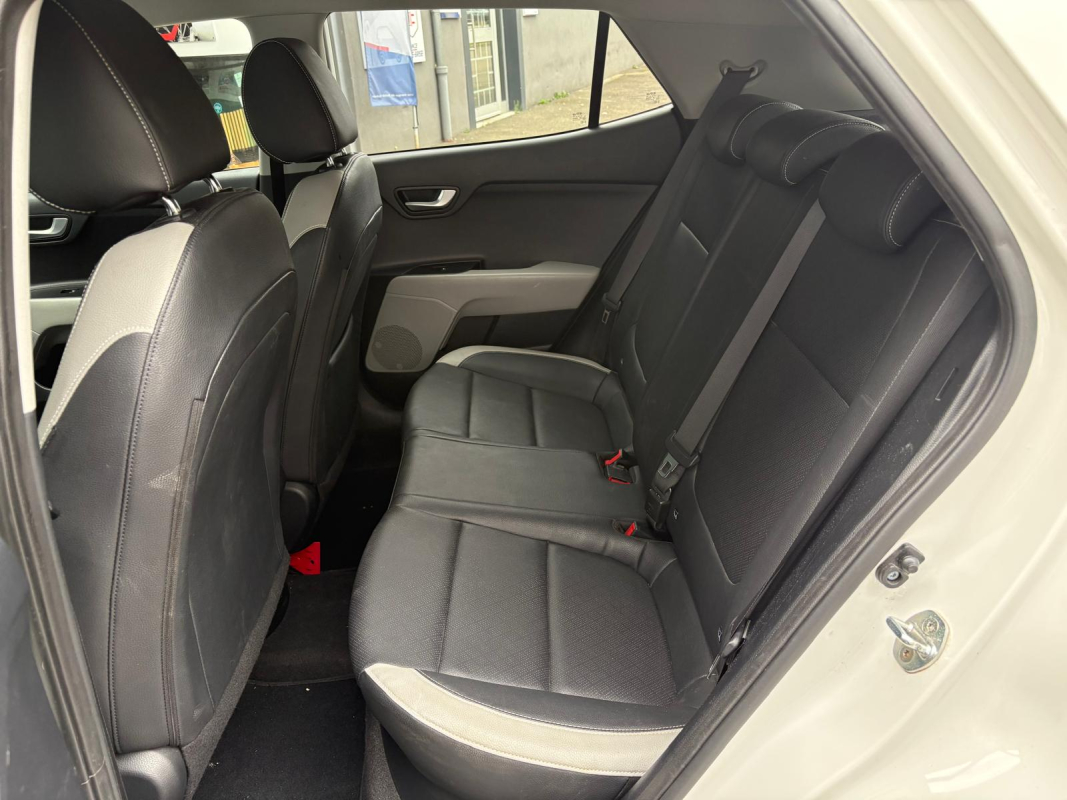 Kia Stonic — 6