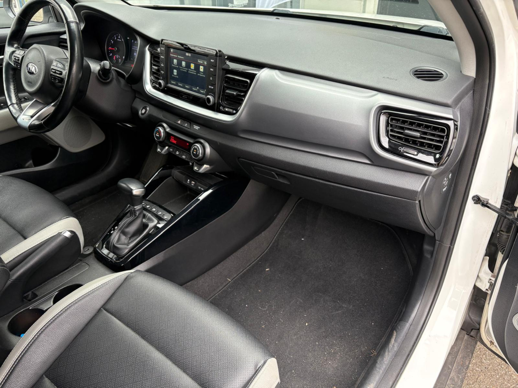 Kia Stonic — 8