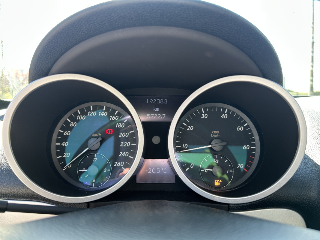 Mercedes SLK — 14