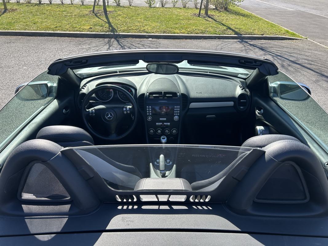 Mercedes SLK — 21