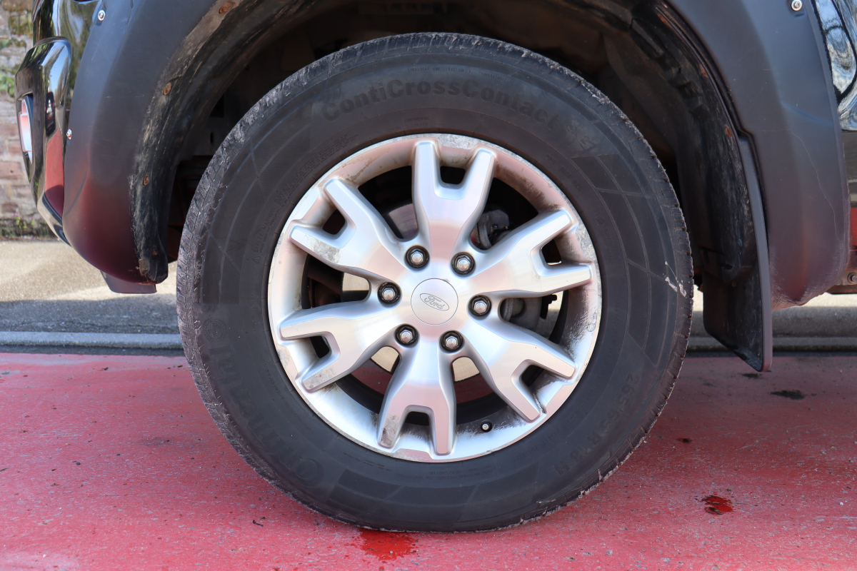 Ford Ranger — 35