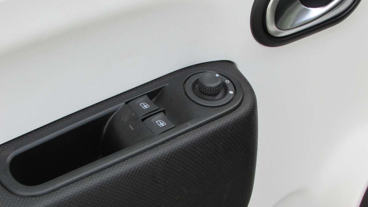 Renault Twingo — 19