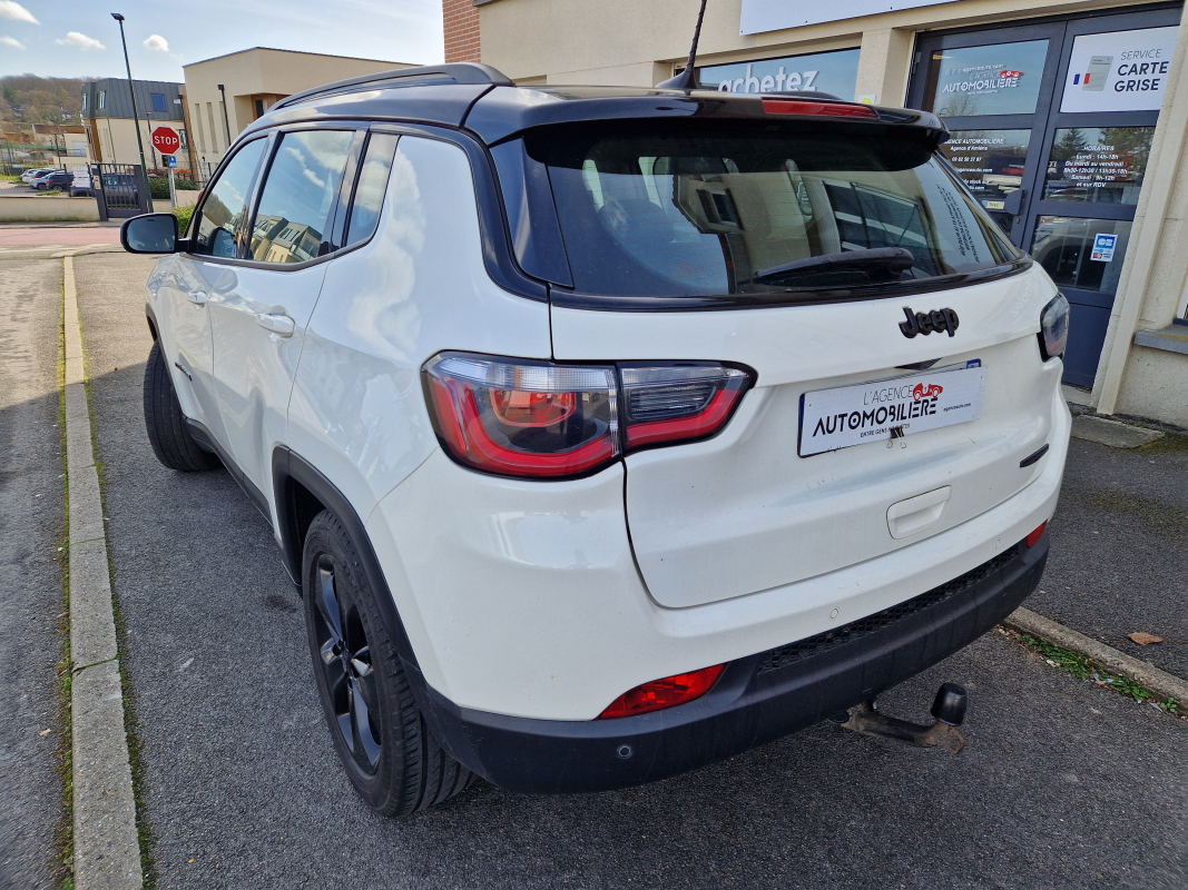 Jeep Compass — 3
