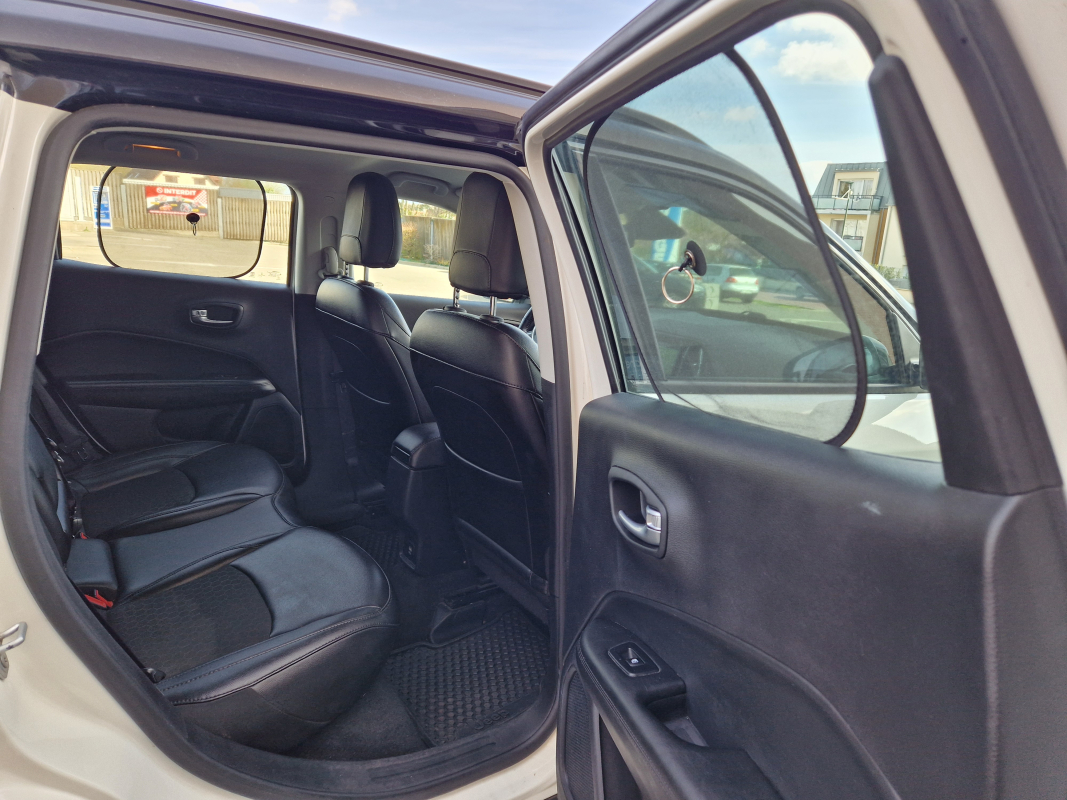 Jeep Compass — 22