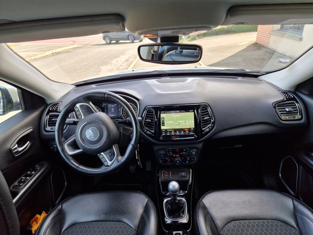 Jeep Compass — 9