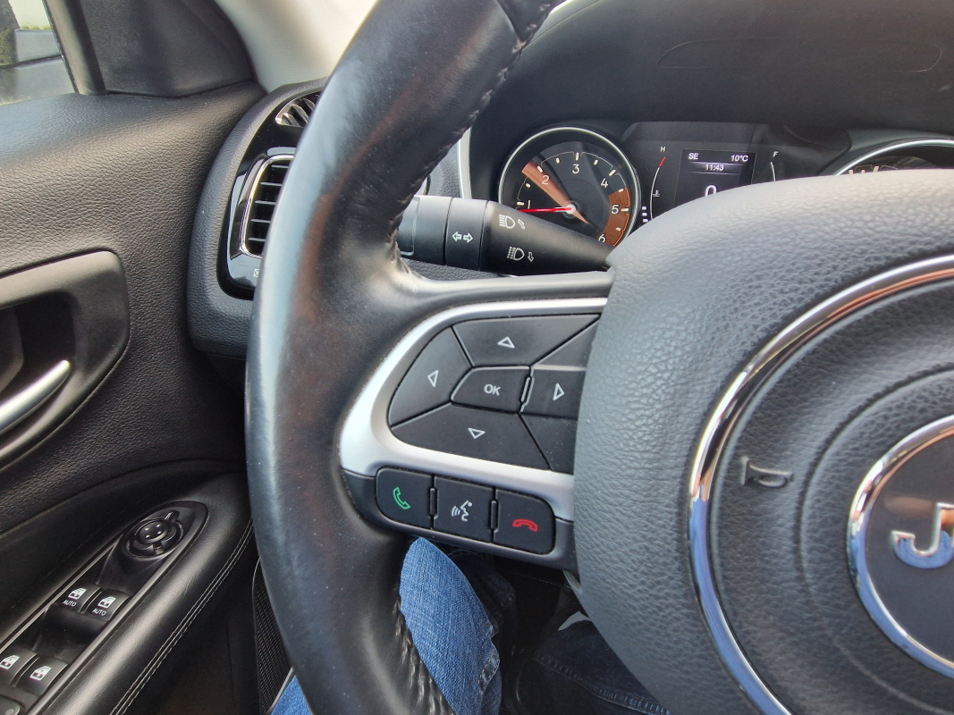 Jeep Compass — 28