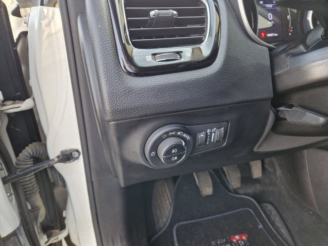 Jeep Compass — 34