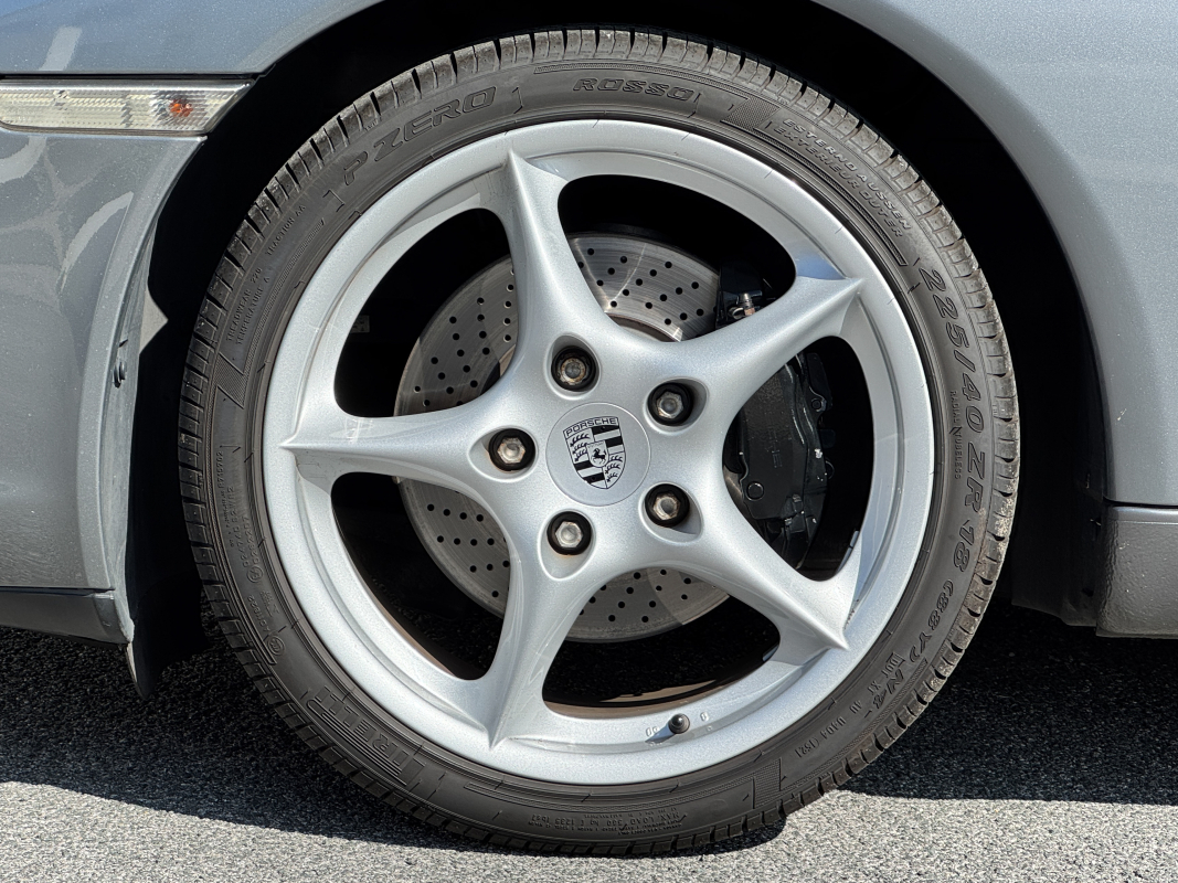 Porsche 911 — 38