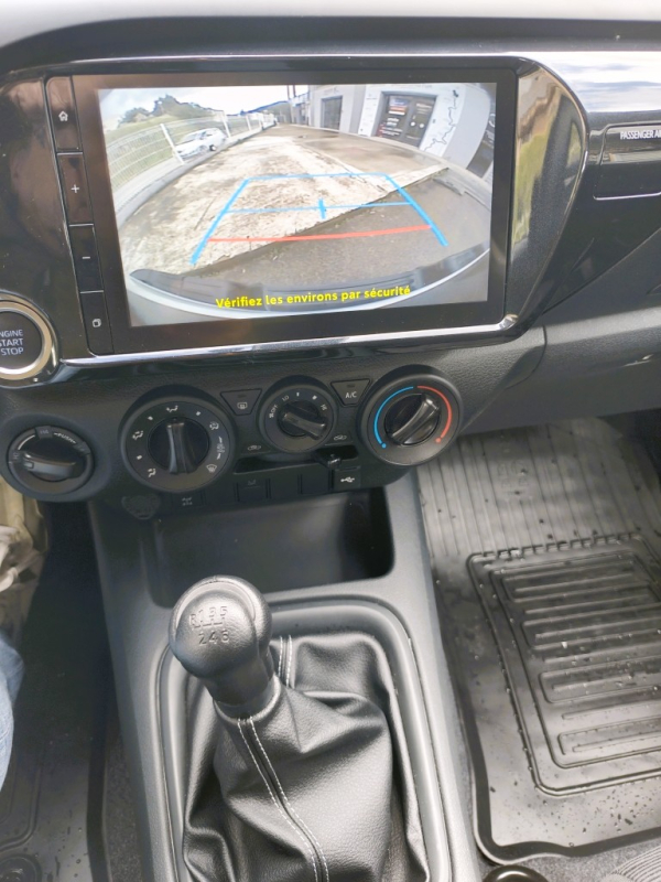Toyota Hilux — 14