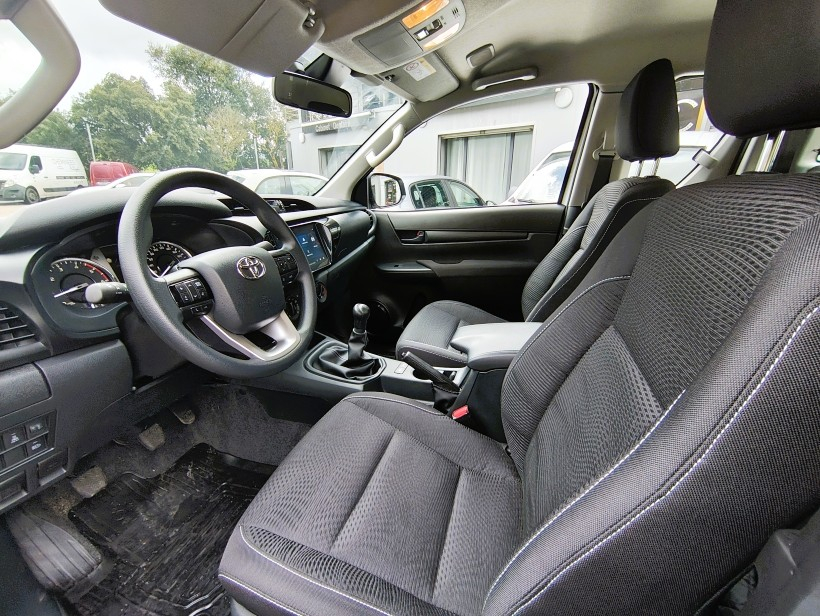 Toyota Hilux — 9